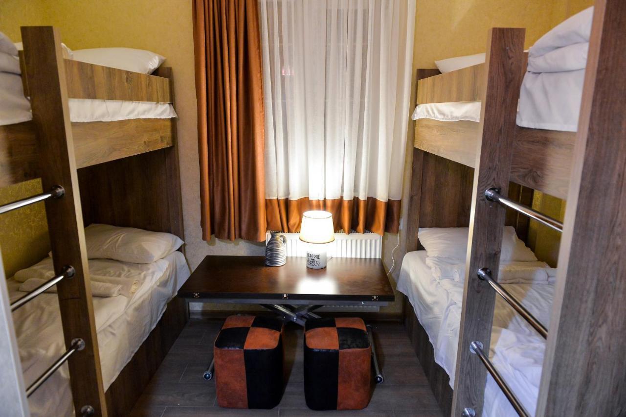 Hostel Look Koetaisi Buitenkant foto
